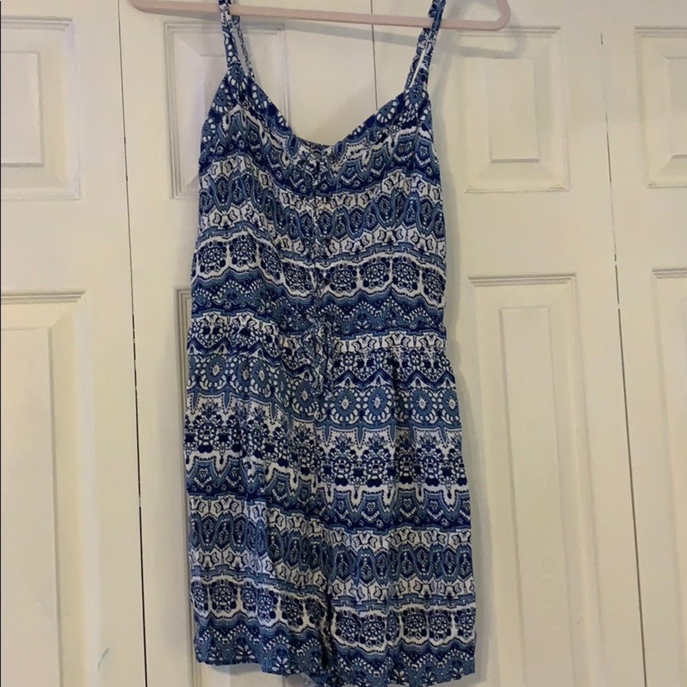 Blue patterned romper